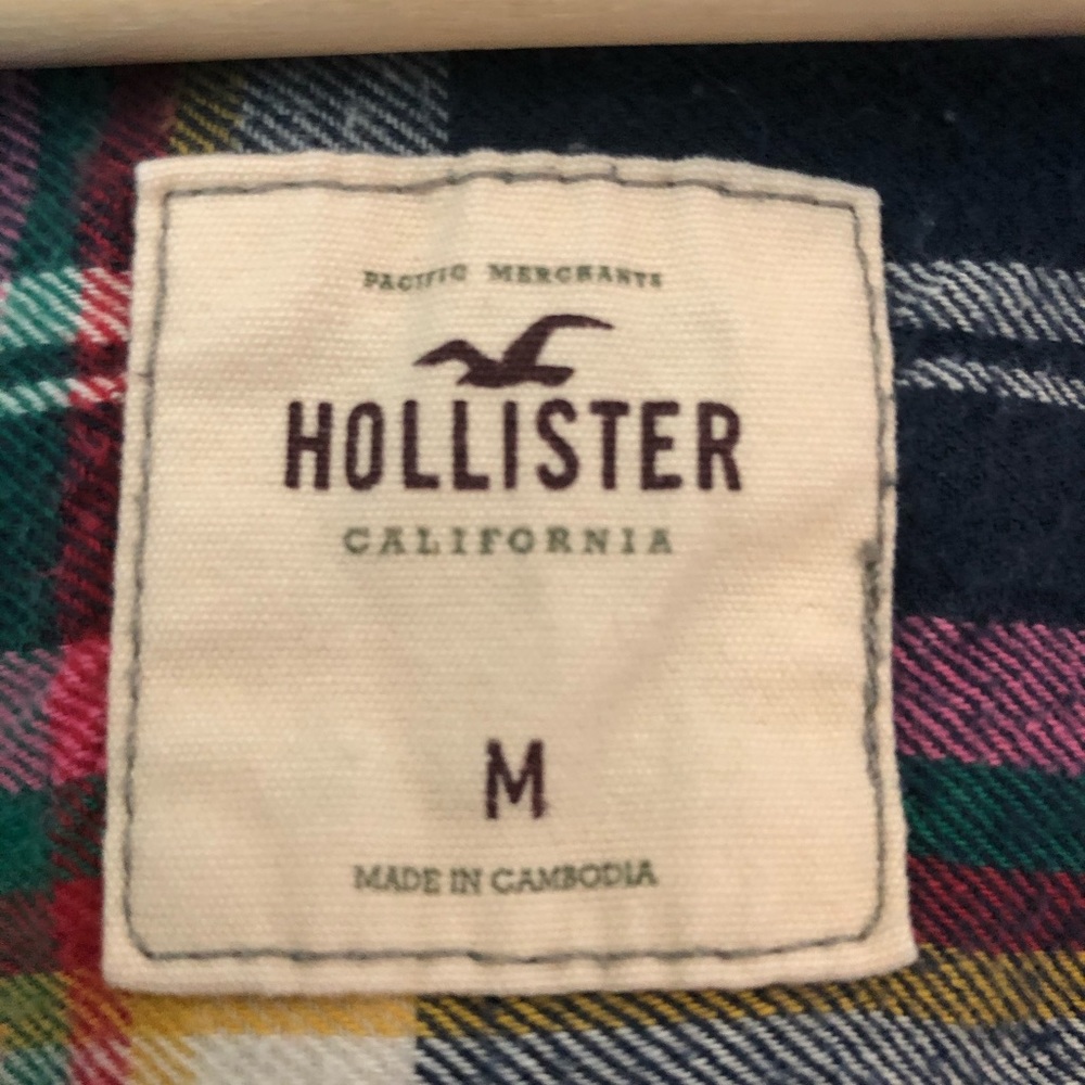 Hollister flannel |